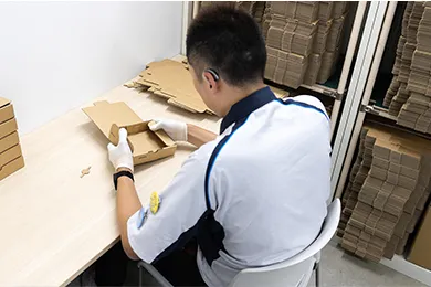 梱包箱組立風景の写真
